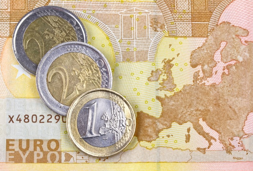 W których państwach Unii Europejskiej nie wprowadzono euro? W szczególności dwa z nich są szczególnie przeciwni