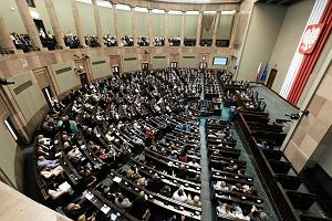 Sejm odrzucił kontrowersyjną poprawkę Senatu w projekcie ustawy o KRS. Teraz decyzja należy do prezydenta.