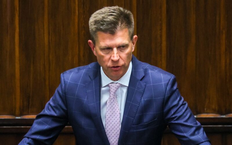 Ryszard Petru zapytany o rachunki za przejechane kilometry. Jego odpowiedź była wyraźnie zakłopotana.
