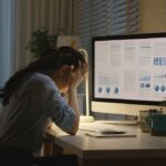 Oto kilka propozycji unikalnych przeredagowań tytułu:

1. Czterodniowy tydzień pracy bez minusów? Oto, co mówią naukowcy  
2. Naukowcy chwalą czterodniowy tydzień pracy – same plusy, żadnych minusów  
3. Opinie naukowców: czterodniowy tydzień pracy to korzyści bez wad  
4. Tylko zalety, brak wad – naukowcy o skróceniu tygodnia pracy do czterech dni  
5. Czterodniowy tydzień pracy pod lupą badaczy: wyłącznie pozytywne efekty

W razie potrzeby mogę przygotować kolejne propozycje!