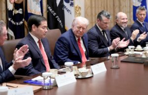 Trump "zamyka konflikt" w Gazie, Pokojowy Nobel i Iga Świątek w Wuhanie. 5 najważniejszych tematów dnia