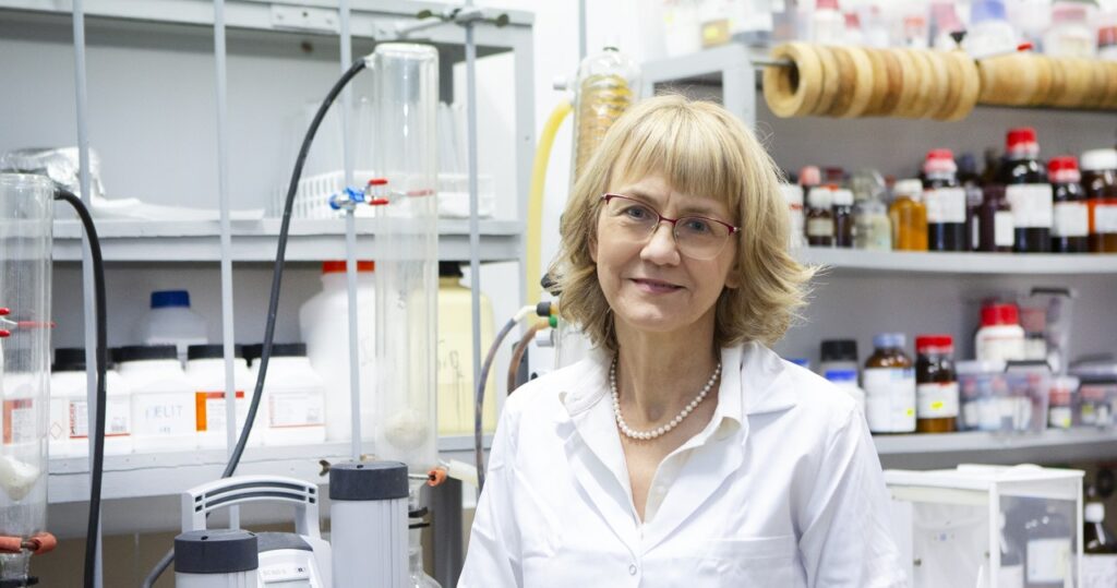 Naszym celem jest wykorzystanie energii Słońca do przeprowadzania możliwie największej liczby istotnych reakcji chemicznych