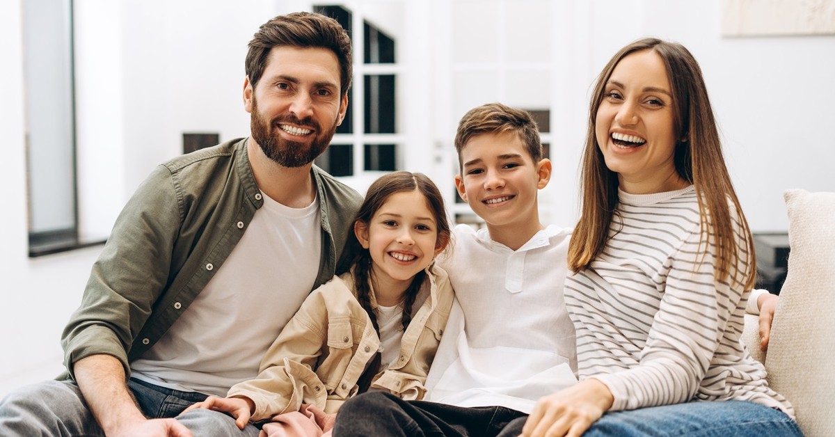 Oto kilka propozycji unikalnych tytułów, zachowujących sens oryginału: 1. Część rodzin nie otrzyma 800 plus w listopadzie – ZUS zmienia harmonogram wypłat 2. Listopadowe wypłaty 800 plus opóźnione dla niektórych rodzin. Nowe terminy wniosku ZUS 3. Zmiany ZUS w wypłatach: nie wszyscy dostaną 800 plus w listopadzie 4. Terminy wypłat 800 plus przesunięte – część rodzin poczeka dłużej w listopadzie 5. 800 plus nie dla każdego w listopadzie. ZUS modyfikuje terminy przelewów