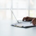 Obowiązki w KSeF a zagraniczni nabywcy – kiedy jest ich mniej?