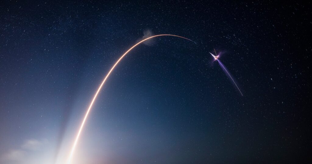 Historia pierwszego drewnianego satelity, który dotarł na Międzynarodową Stację Kosmiczną (ISS)