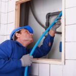 Podatek od instalacji i fundamentów – wiceminister tłumaczy, kiedy trzeba zapłacić