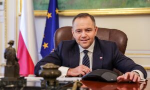 Prezydent usiłuje przewrócić stół – analiza B. Berka