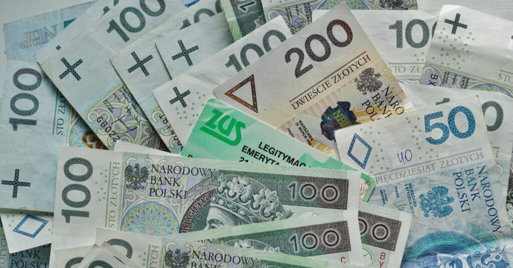 ZUS przygotował wyjątkową ofertę dla seniorów z roczników 1949-1969 – specjalna emerytura czeka tuż za rogiem